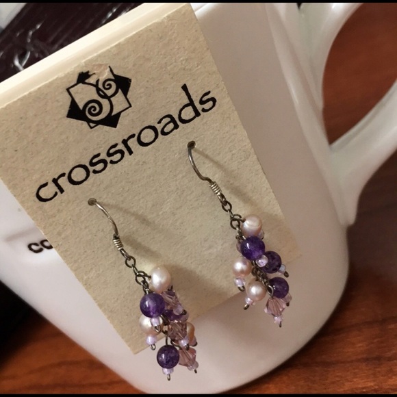 Gorgeous earrings to spice up your wardrobe! - Picture 1 of 4